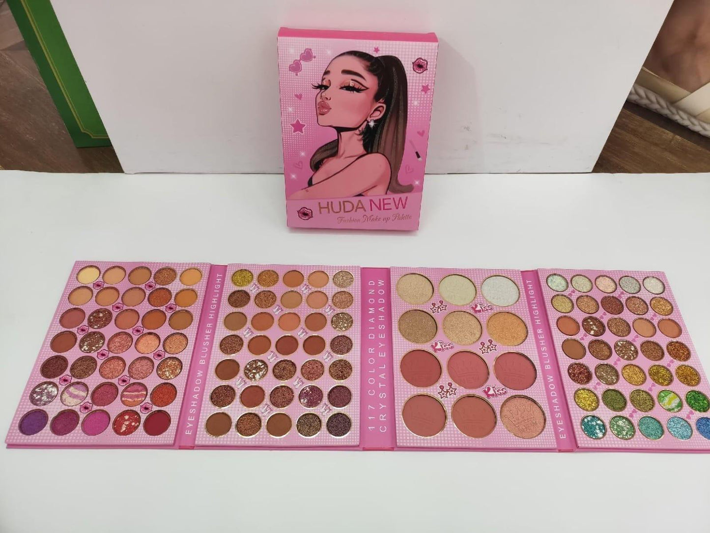 📚 Beauty Forever 5,2,3 Palette Book – Ultimate Eyeshadow Edition ✨