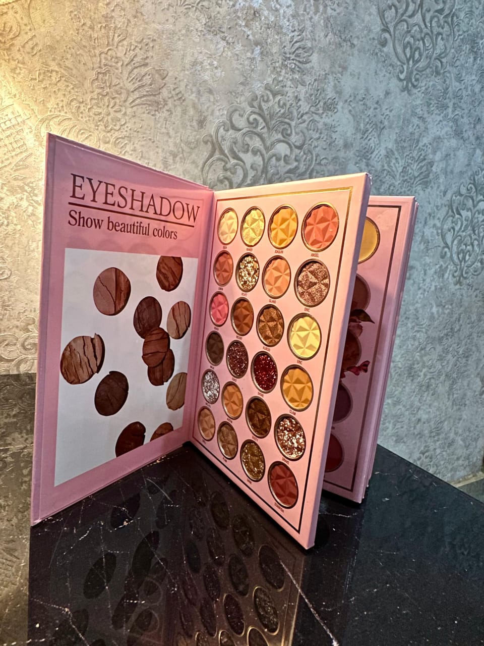 All-in-One Glam Kit ๐๐ โ From lipsticks to highlighters โจ