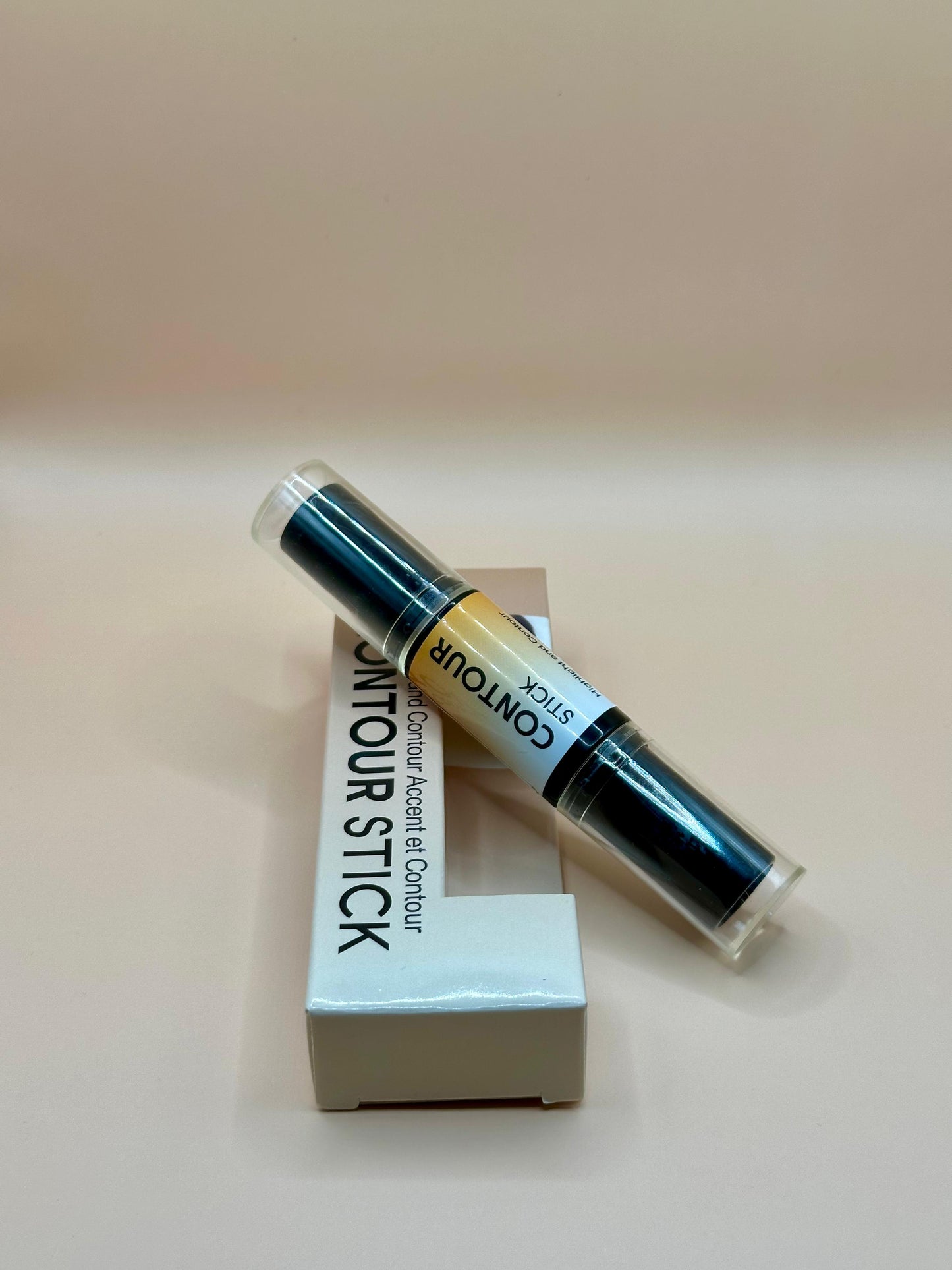 ✨ 2-in-1 Contour Stick – Sculpt & Highlight On-the-Go 💖