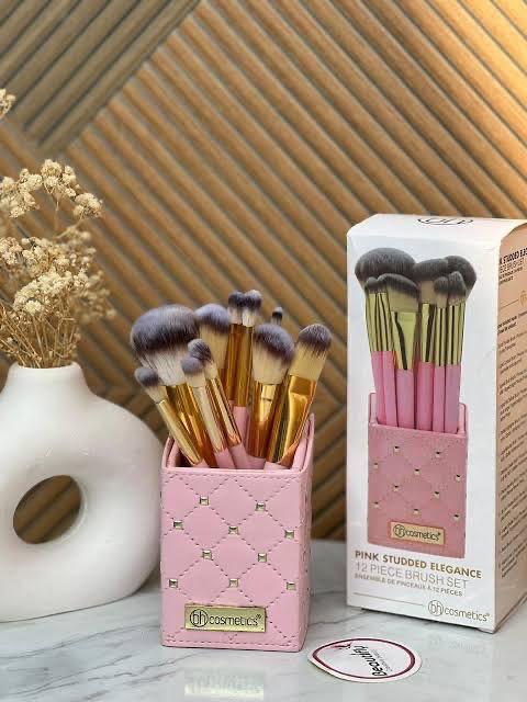 Makeup Brush Set box– Blend, Buff & Perfect ✨